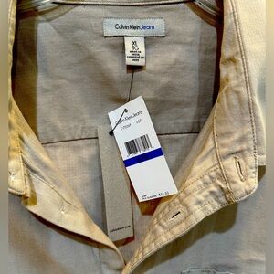 Calvin Klein short sleeve shirt (New)